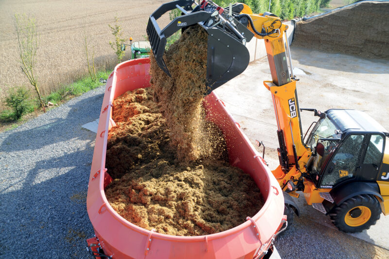 Photo de la cuve EUROMIX I double vis au chargement