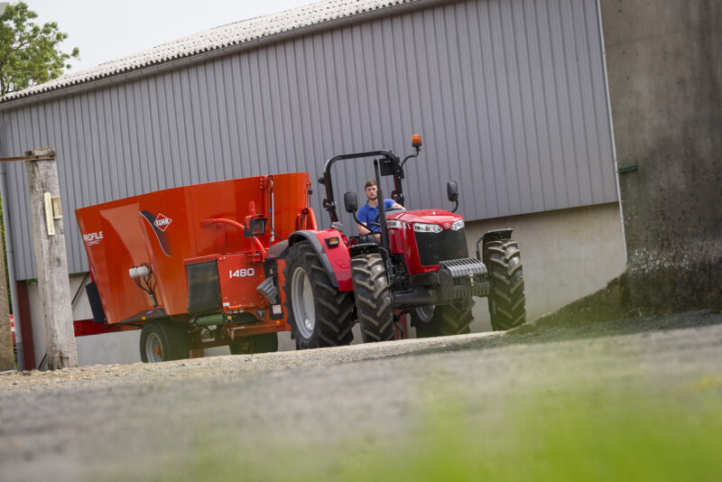 Photo de profil mélangeuse traînée PROFILE 2 CS