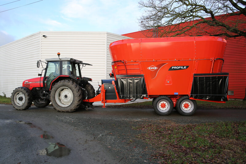 Photo de profil de la mélangeuse traînée PROFILE 2 DL