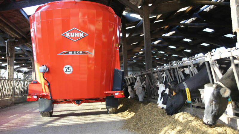 Photo PROFILE CROSSMIX 2 CS au travail