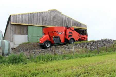 Mélangeuses automotrices KUHN SPV Access - Power - Intense dotées d'une motricité exemplaire