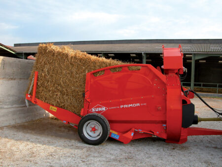 Pailleuse PRIMOR 2060 H semi-portée pour les tracteurs de faible puissance