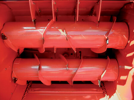 Démêleur tout fourrage sur Désileuse Pailleuse Distributrice ALTOR 6070