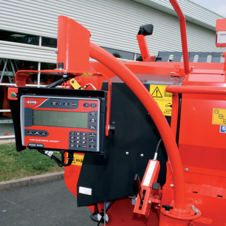 Pesée sur ATHENOR pour une meilleure gestion des stocks fourragers