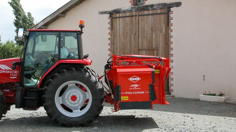Die Silageentnahme- und Verteilmaschine POLYCROK beim Einsatz