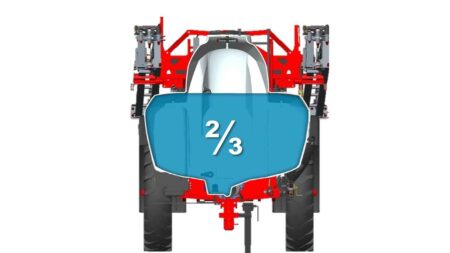 Frischwasserbehälter in der Mitte der Maschine positioniert