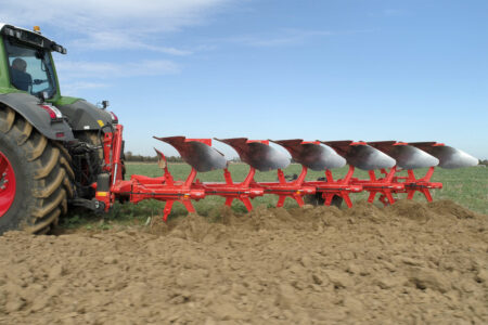 Der Pflugkopf OptiDrive ist lieferbar für die Pflüge der Baureihe MASTER 183