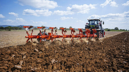 MULTI LEADER XT Ploughing On land ploughing