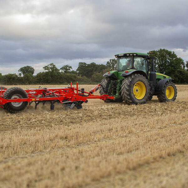 Performer Deep working cultivator Tillage working speed