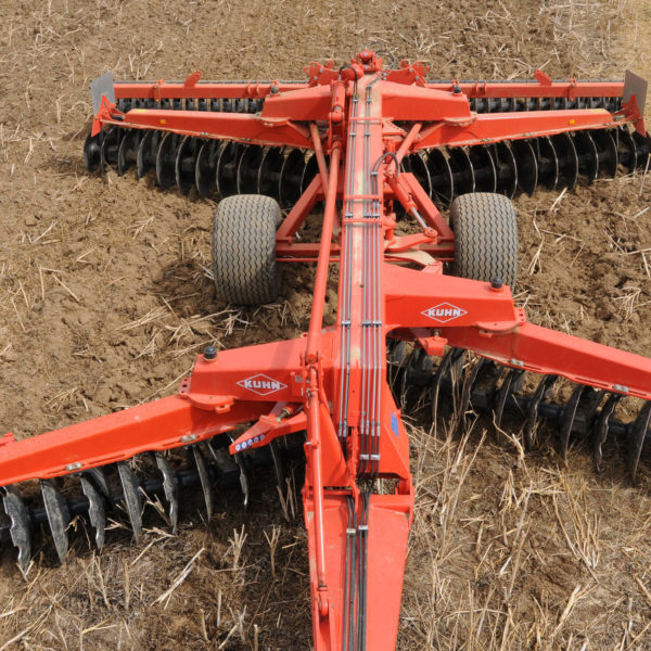 DISCOVER XM2 X Discs Harrows front view