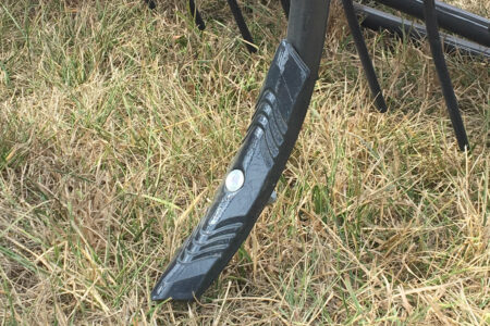 Le soc droit réversible un trou sur la dent en S du PROLANDER