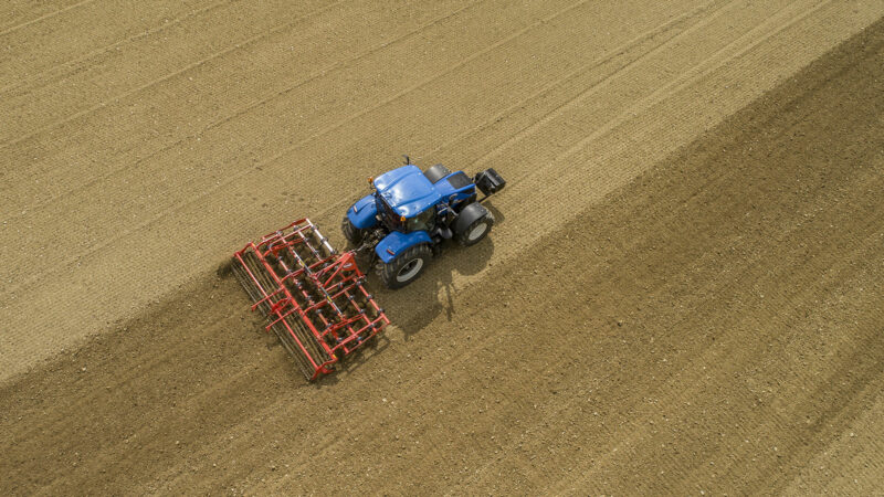 Le PROLANDER, cultivateur à dent, est un outil agronomique parfait pour une conduite en TCS