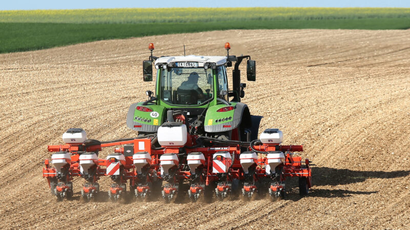 Einzelkornsämaschine MAXIMA 3 im Einsatz