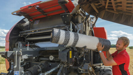 étriers de support brevetés* de KUHN