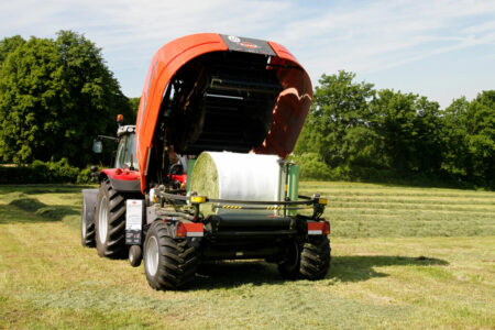 IBIO+ avec une balle ronde parfaitement comprimée dans la chambre de compression