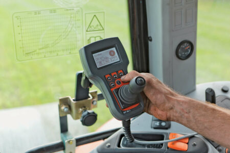 Le joystick intégré déclenche automatiquement la dépose de la balle, entre autres fonctions.