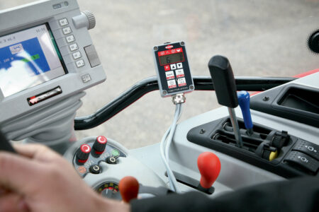 Le contrôle de débit et vidage sur le semoir mécanique intégré COMBILINER INTEGRA