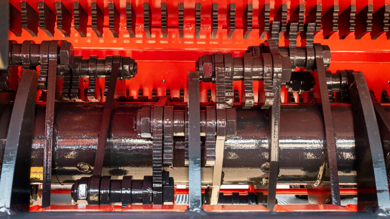 Photo du broyeur TDP 2000 équipé du rotor XP et d'outils agressifs