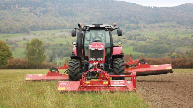 Photo du broyeur polyvalent BP 8300 en action