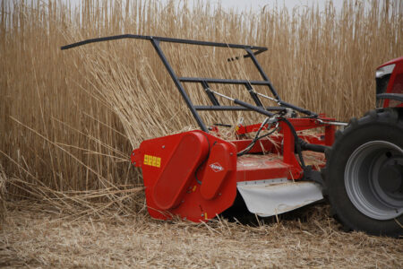 Ein dickwandiges Blech und zwei Rahmenträger sorgen für die Zuverlässigkeit und Robustheit des für die Ernte von Energiepflanzen bestimmten Mulchgerätes WS 320 BIO