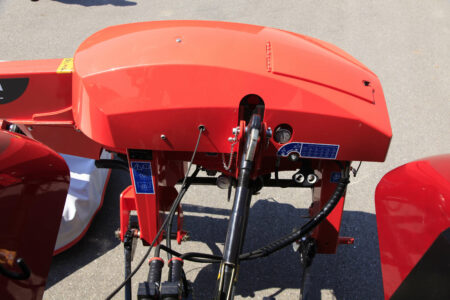 Une boîte à outil intégrée sur l'attelage