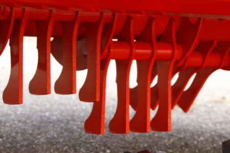 Der DIGIDRY Stahlzinken-Konditionierer ist sehr effizient bei schwerem, langem oder reifem Futter, aber auch bei Kurzfutter.