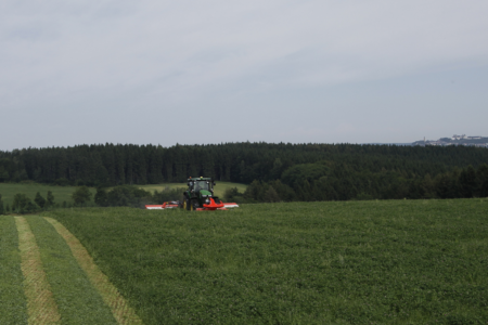 Die Schwadbreite kann mit dem FC 3125 F auf 1,20 m reduziert werden.