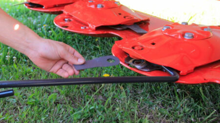 Gagnez du temps avec le changement rapide des couteaux FAST-FIT