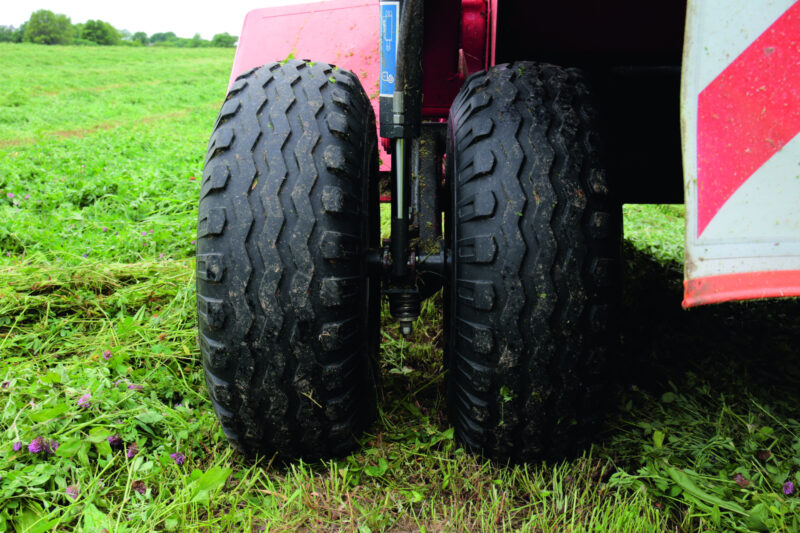 Große Zwillingsräder am  FC 4460