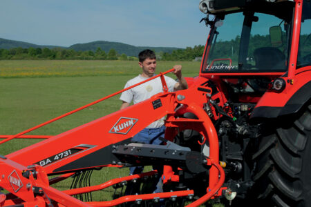 Réglage de la hauteur de râtelage