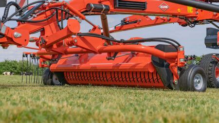 Le modèle GA 8131 CL est équipé d'un pick-up élévateur