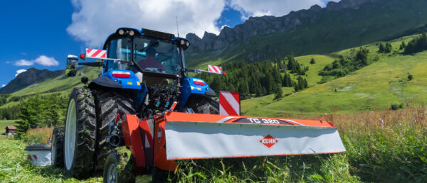 TC320 ATWORK ONTHEGROUND ALPIN NEWHOLLAND DSC02220