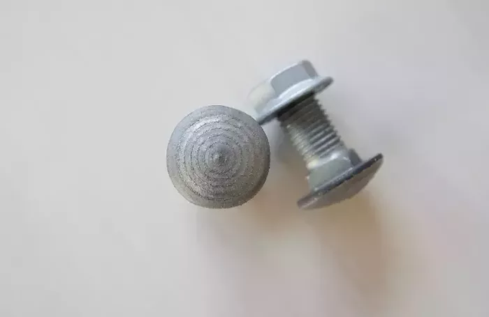 BOULONS CARBURE resized 1 0 jpg