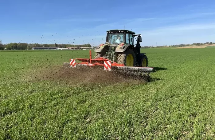 MECHANICAL WEEDING 7 cpd jpg